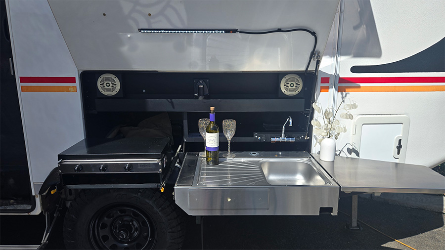 Kimberley Kruiser - S Class - 2015 - 34