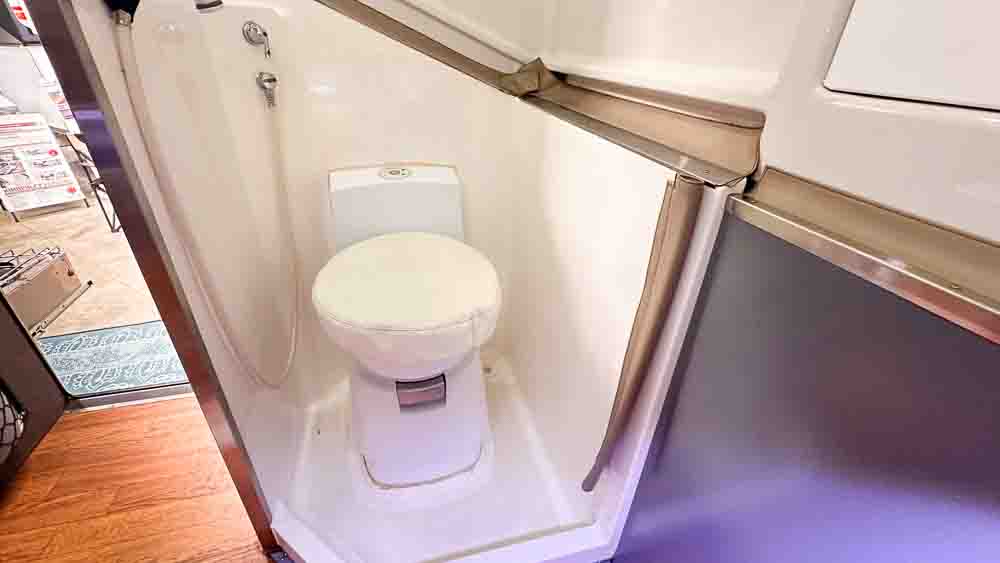 2013Karavan$65000-10